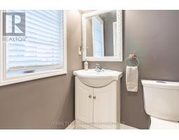 36 Connaught Lane, Barrie, ON L4M0A6 Photo 11