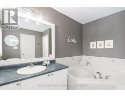 36 Connaught Lane, Barrie, ON L4M0A6 Photo 15