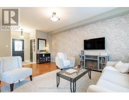 36 Connaught Lane, Barrie, ON L4M0A6 Photo 9