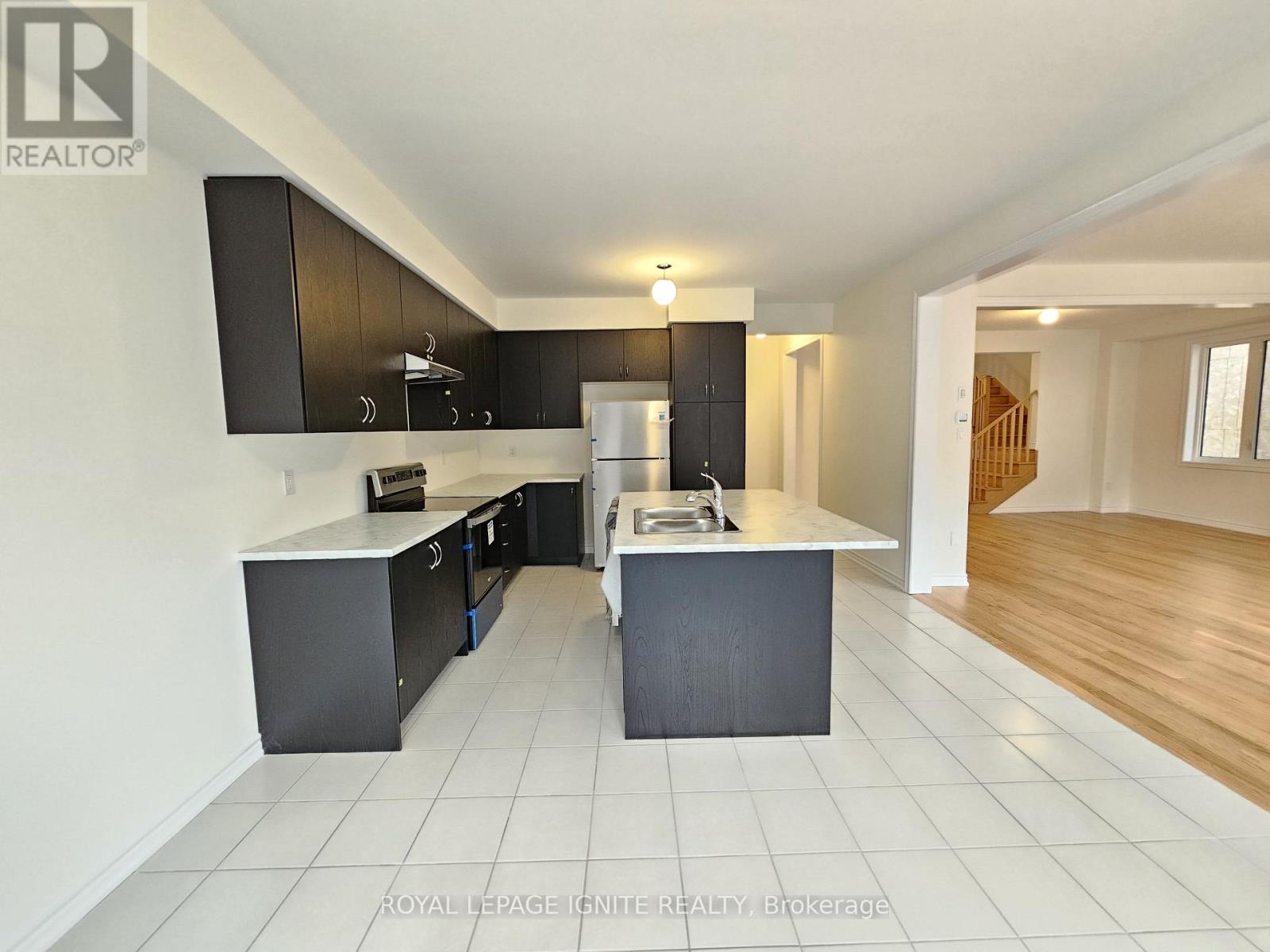 Basement-47 Prudhoe Terrace, Barrie photo 9