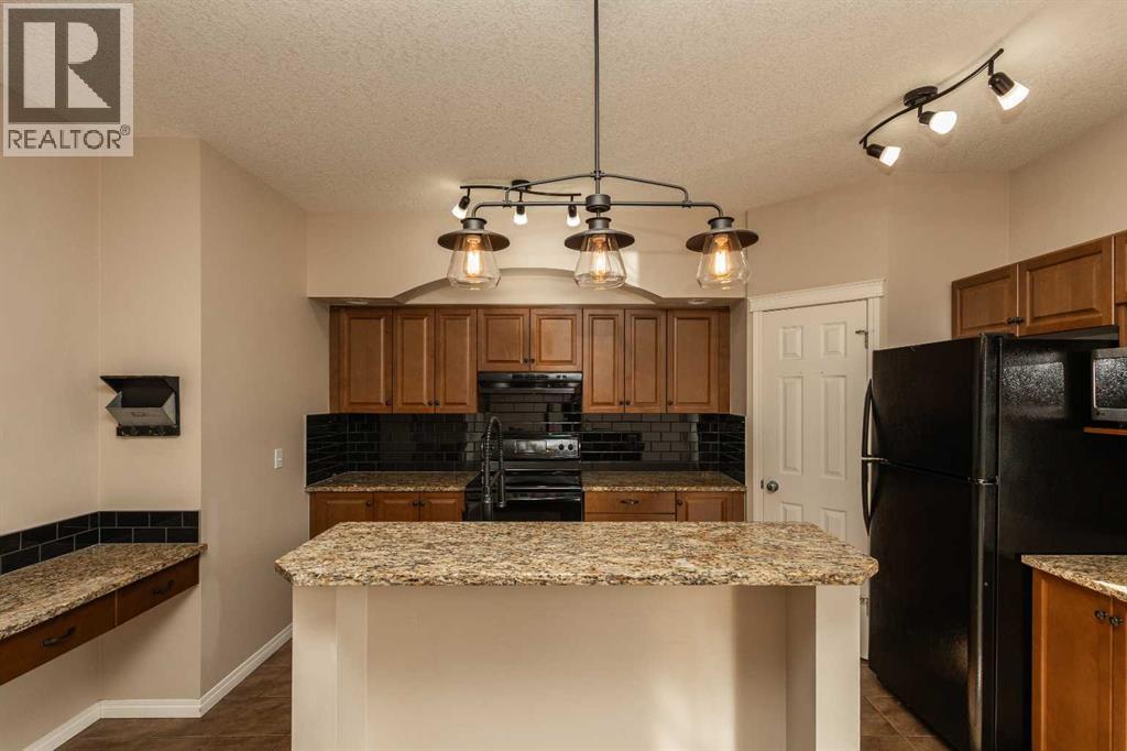 196 Eversyde Circle SW, Calgary — photo 21