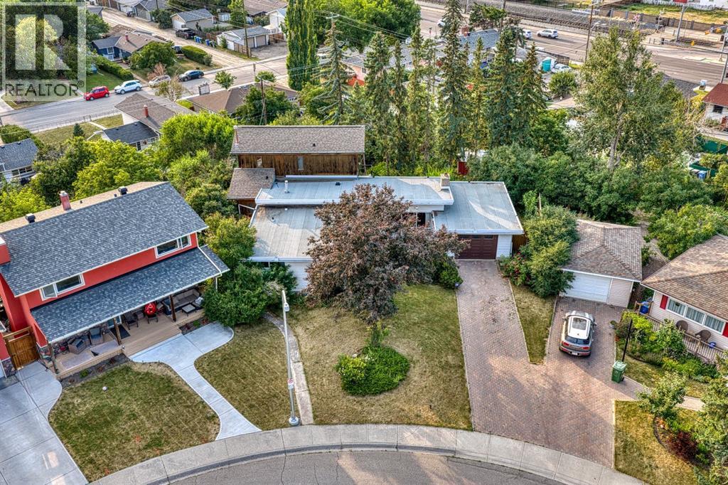15 Glenview Drive SW photo 10