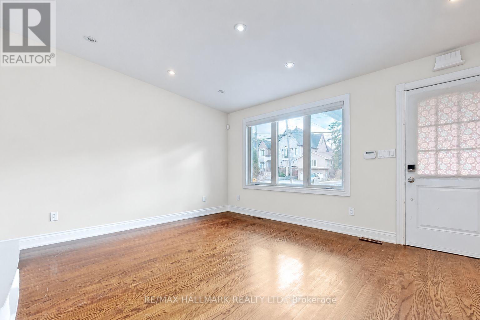 28 LAKE AVENUE, Richmond Hill (Oak Ridges Lake Wilcox), ON, photo 2