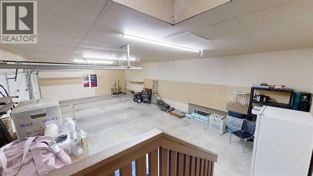 282 Couleesprings Terrace S, photo 31 of 42