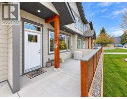 Partial bathroom - 810 6th Avenue Unit# 2, Invermere, BC V0A1K0 Photo 9