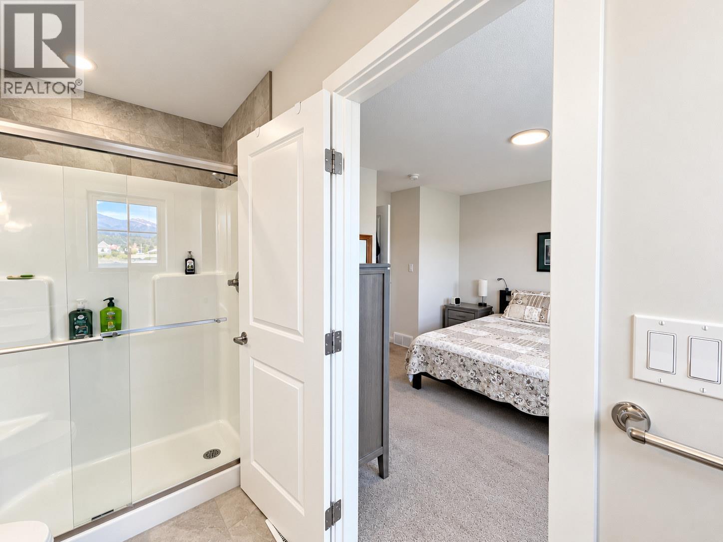 810 6th Avenue Unit# 2, Invermere - Image 1