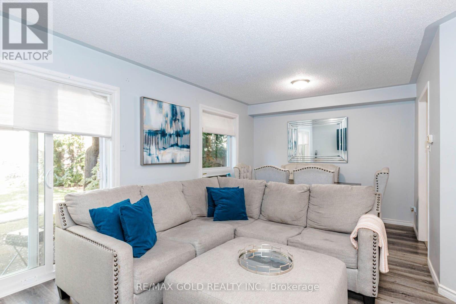 83 Wickstead Court, Brampton, ON photo 14