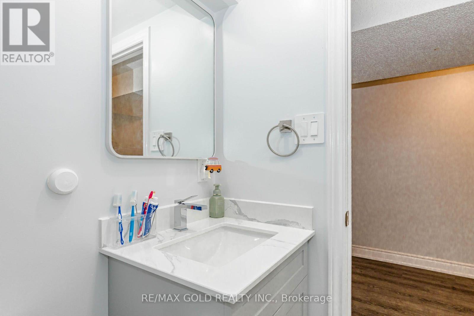 83 Wickstead Court, Brampton, ON photo 39