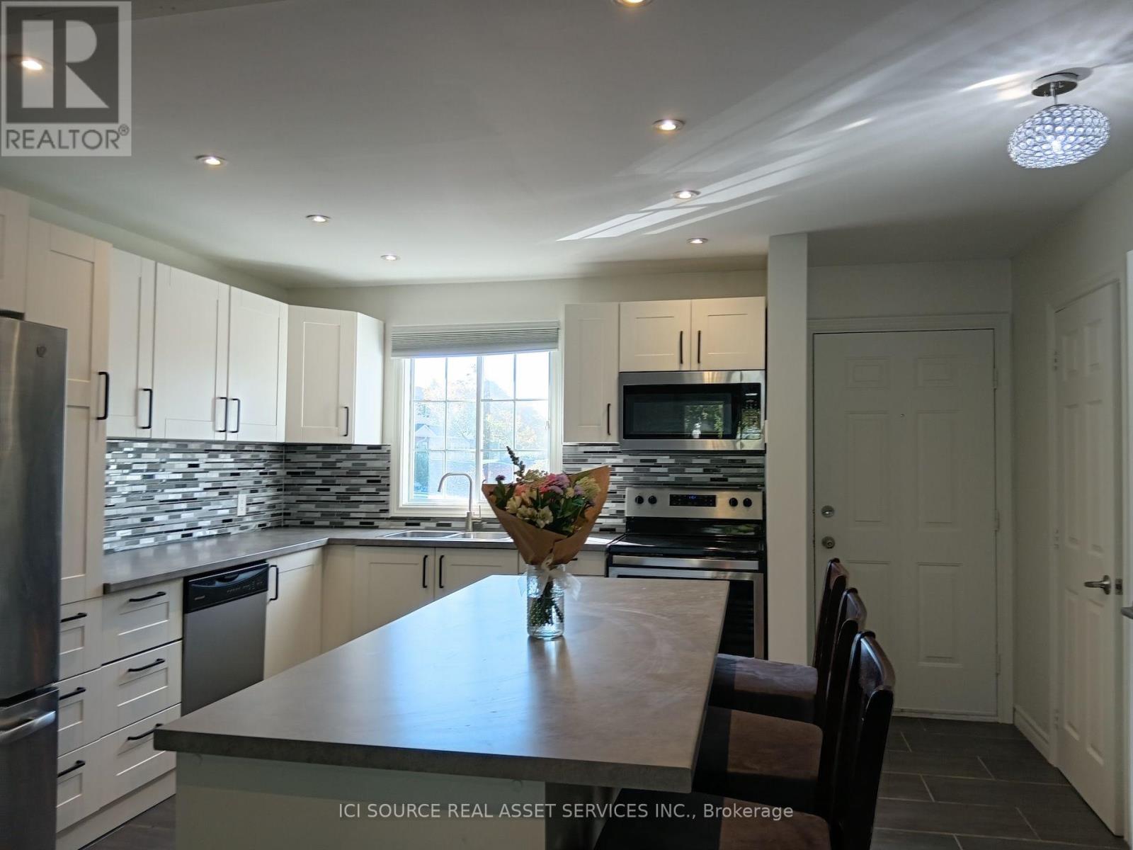 95 - 8141 COVENTRY ROAD