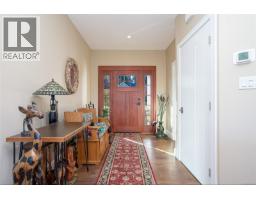 Dining room - 3855 Creekside Dr, Bowser, BC V0R1G0 Photo 8