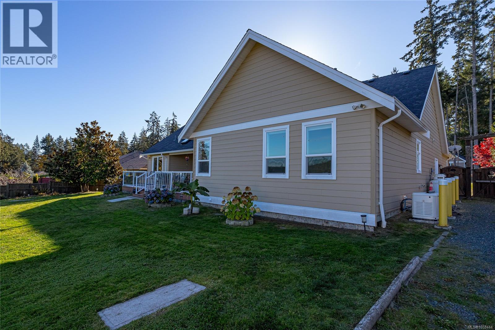 3855 Creekside Dr, Bowser - Image 1