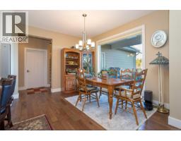 3855 Creekside Dr, Bowser, BC V0R1G0 Photo 14