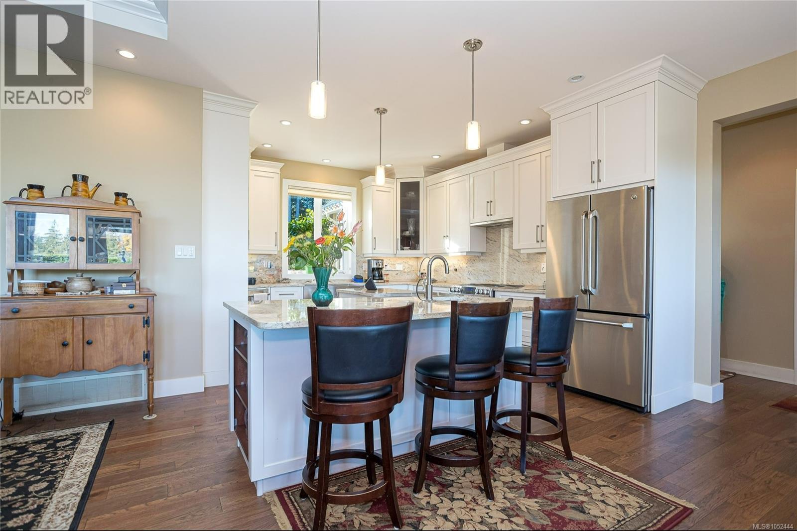 3855 Creekside Dr, Bowser - Image 1