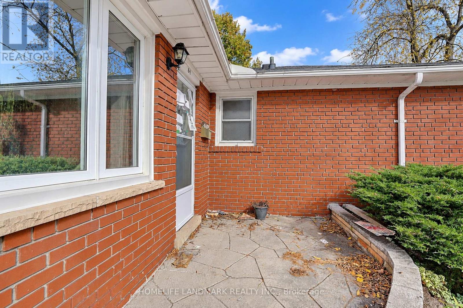 84 MELCHIOR DRIVE - 38