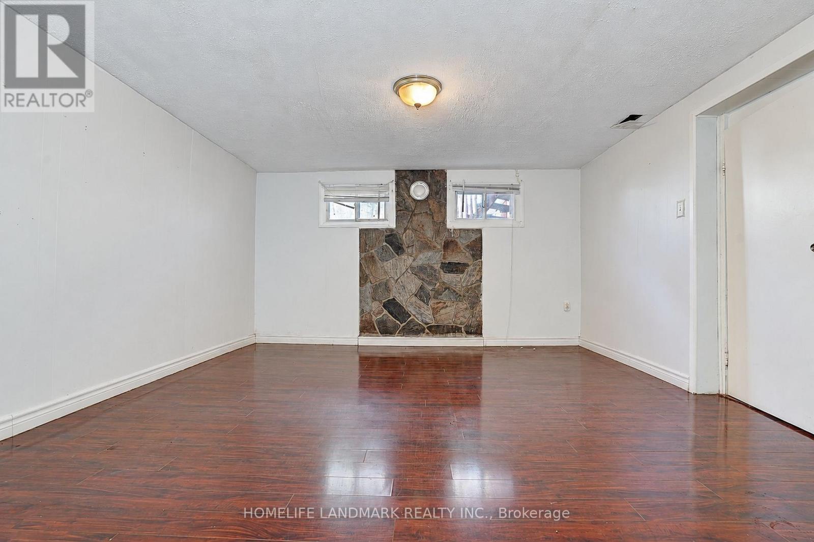 84 MELCHIOR DRIVE - 29
