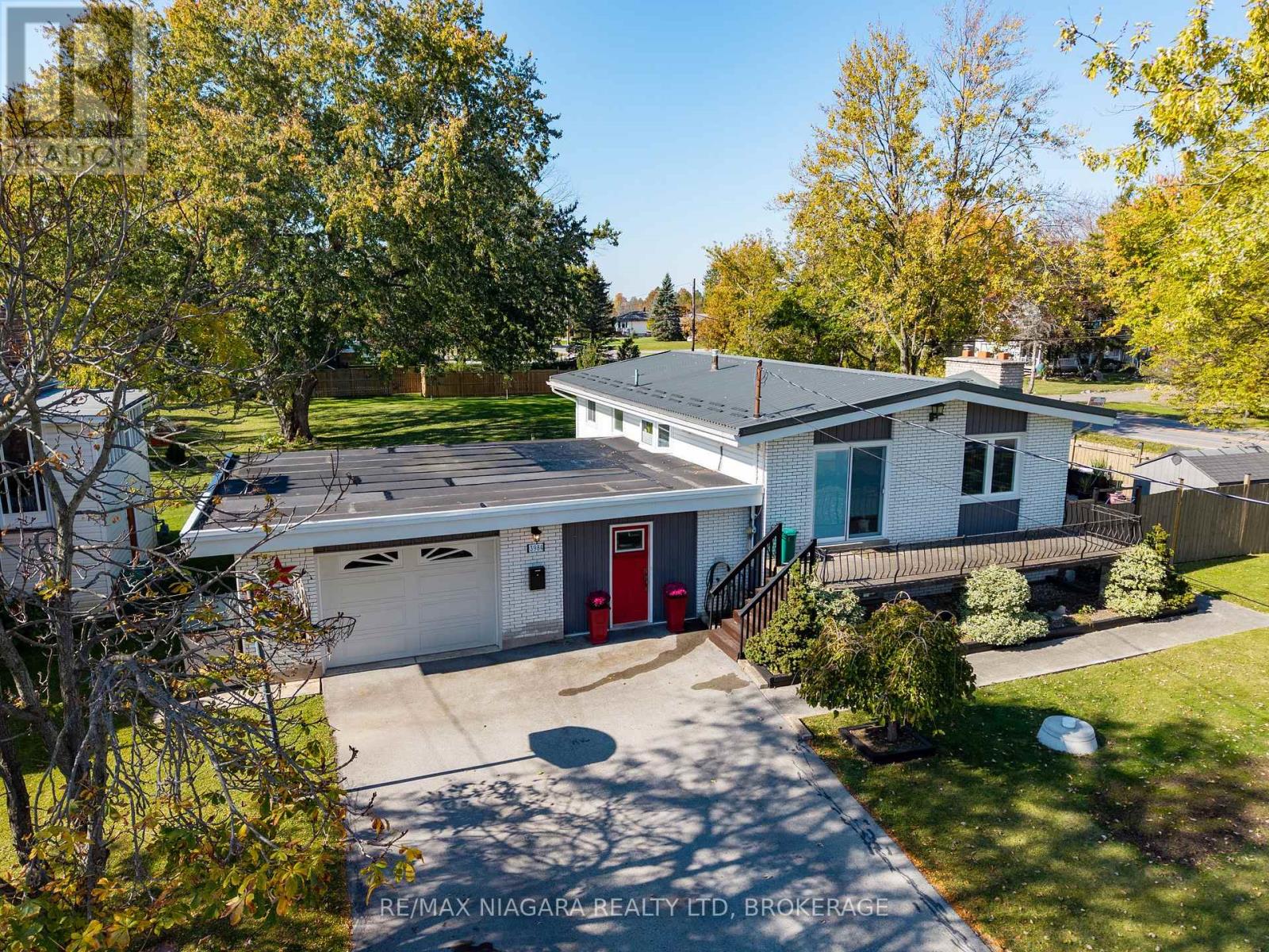 3984 ELM STREET, Welland (Broadway) — photo 2