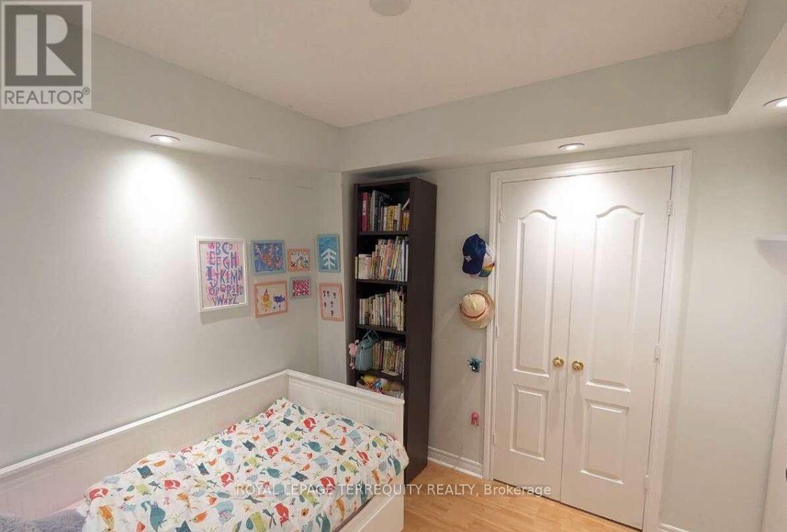 222- 38 William Carson Crescent, Toronto, ON photo 12