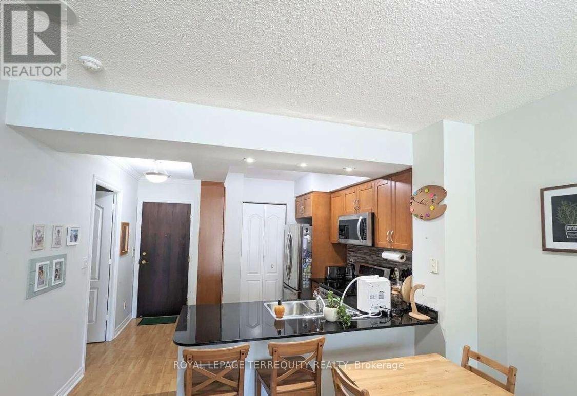 222- 38 William Carson Crescent, Toronto, ON photo 7