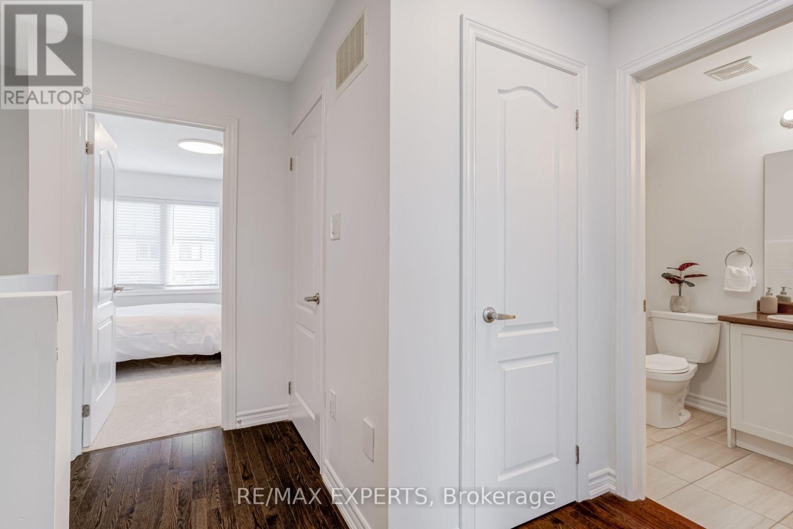 19 Cygnus Crescent, Barrie photo 21