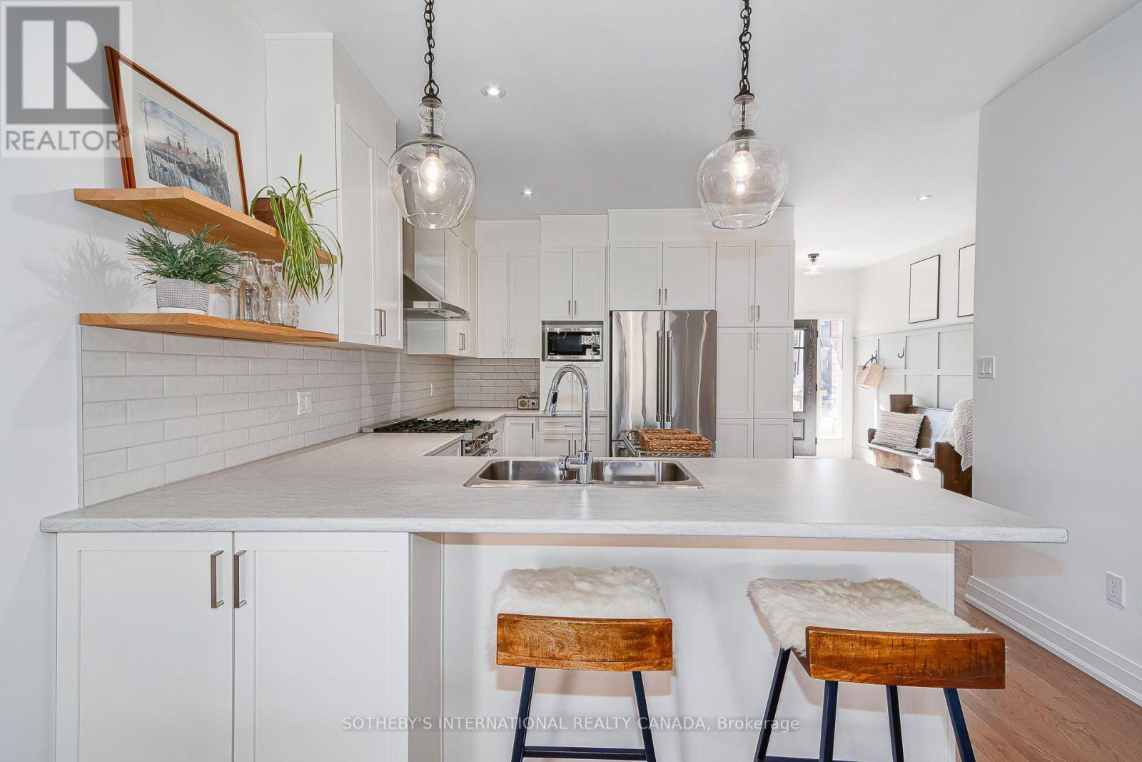 70 Plewes Drive, Collingwood photo 10