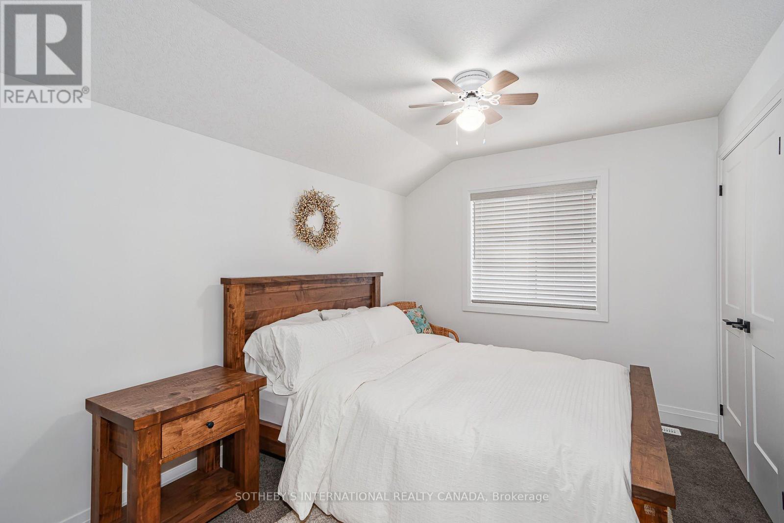 70 Plewes Drive, Collingwood photo 20