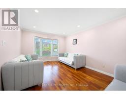 Bedroom 2 - 5 Nimrod Crescent W, Brampton, ON L6S4T9 Photo 7