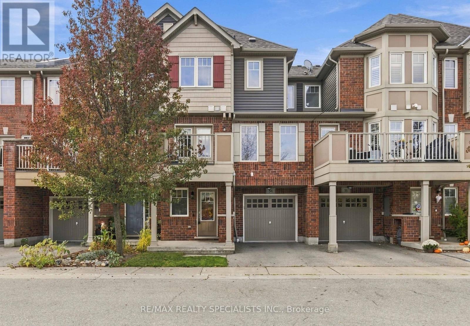 54 - 3050 ROTARY WAY, Burlington (Alton)