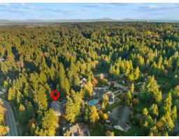 13284 Crescent Road, Surrey, BC V4P1K4 Photo 36