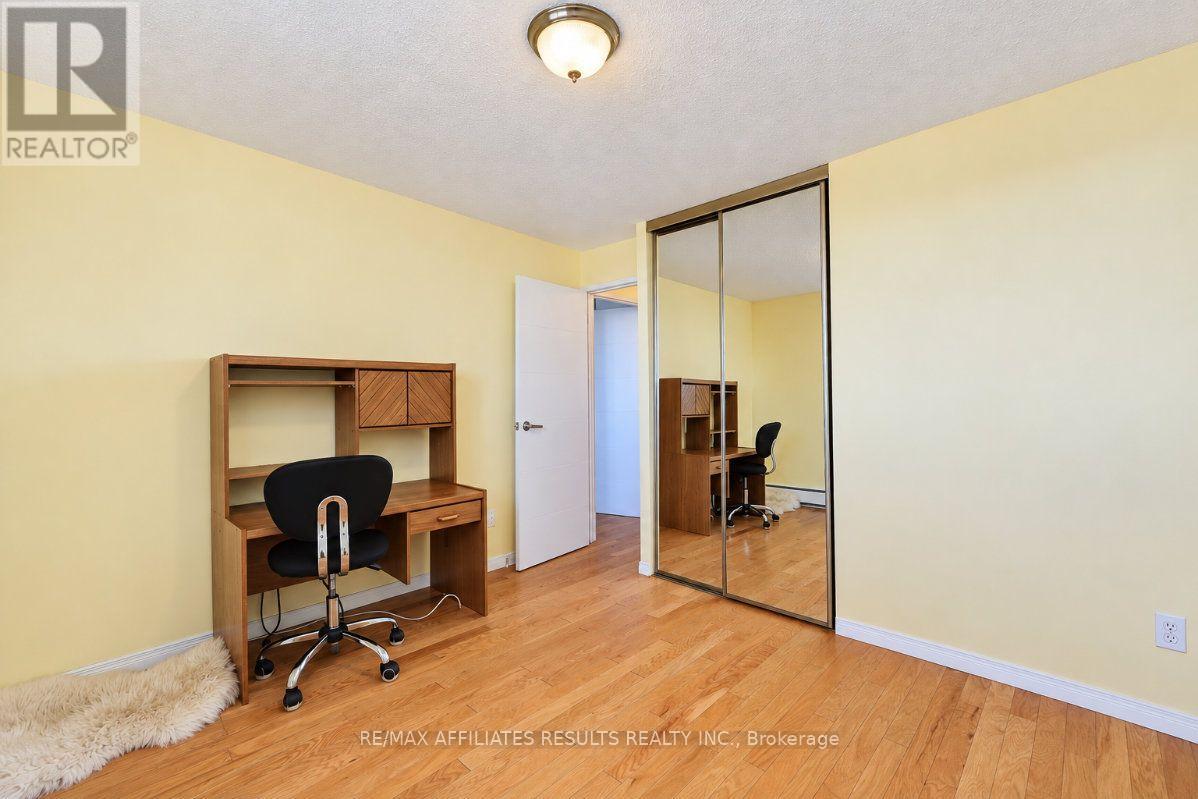 Commercial Properties for Sale in Ottawa – 408 – 415 GREENVIEW AVENUE – By Peter Sagos - Image 33