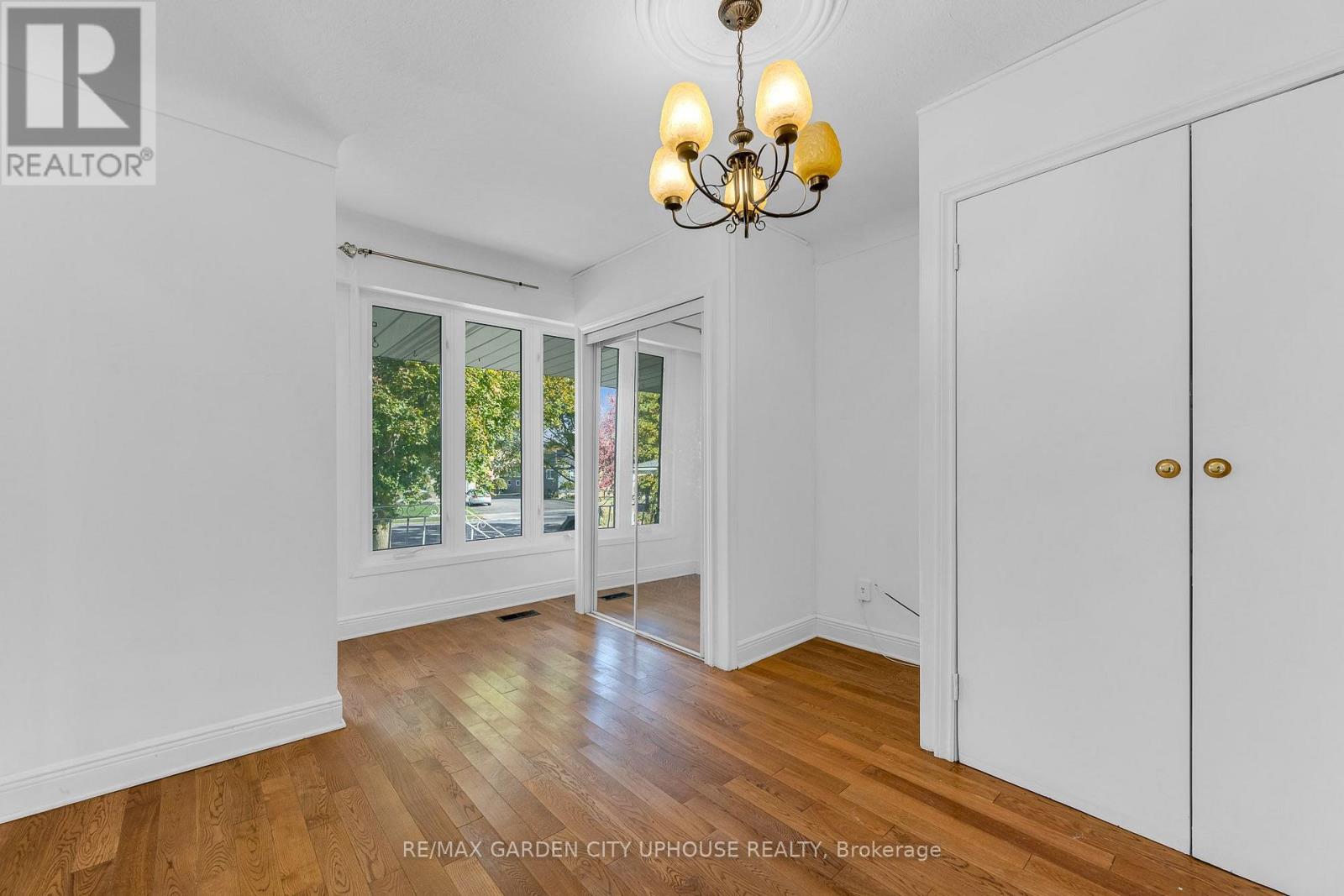 MAIN FLOOR - 3083 PORTAGE ROAD, Niagara Falls (Church's Lane) — photo 4
