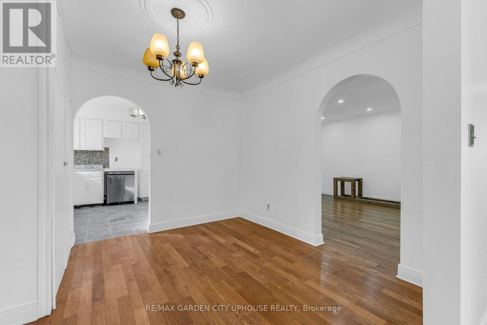 MAIN FLOOR - 3083 PORTAGE ROAD, Niagara Falls (Church's Lane) — photo 5