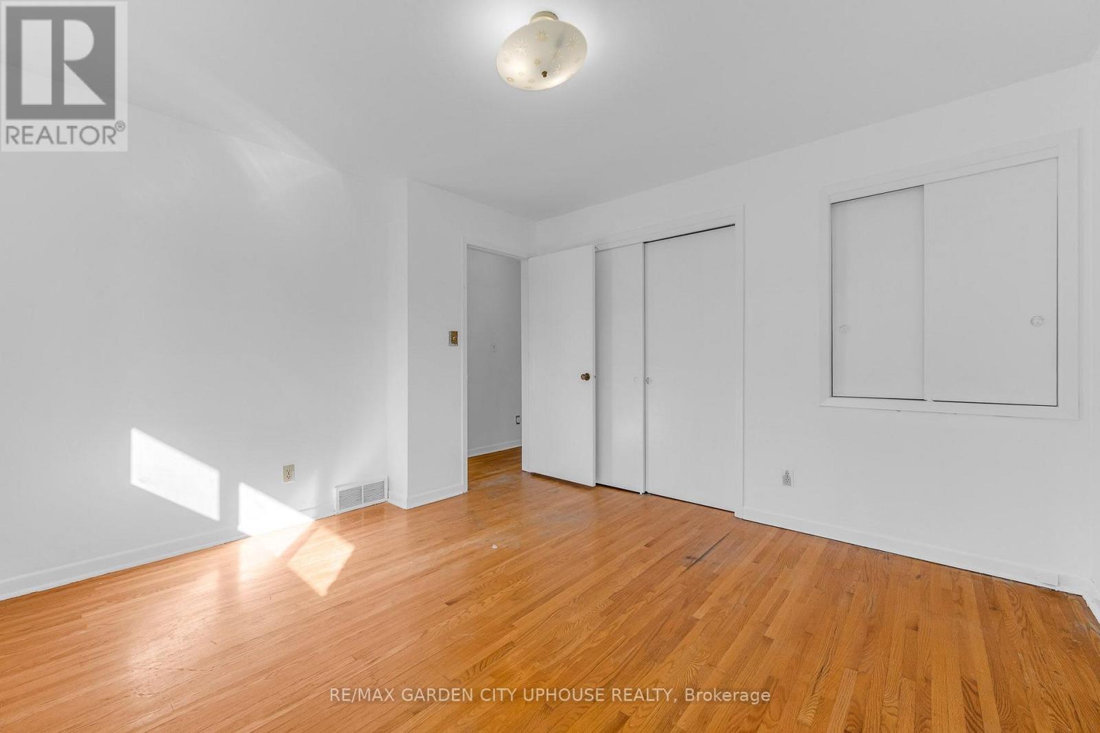 MAIN FLOOR - 3083 PORTAGE ROAD, Niagara Falls (Church's Lane) — photo 8
