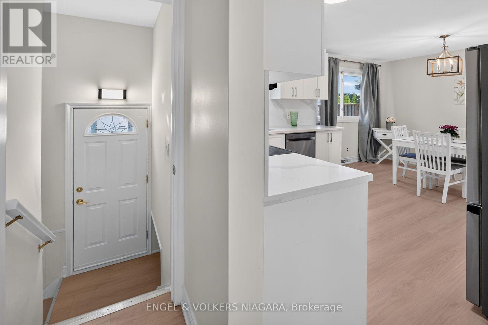 6773 CRAWFORD STREET - 18