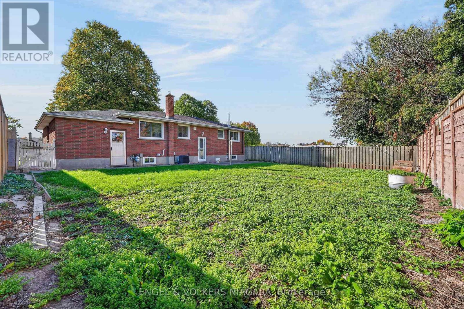 6773 CRAWFORD STREET - 23