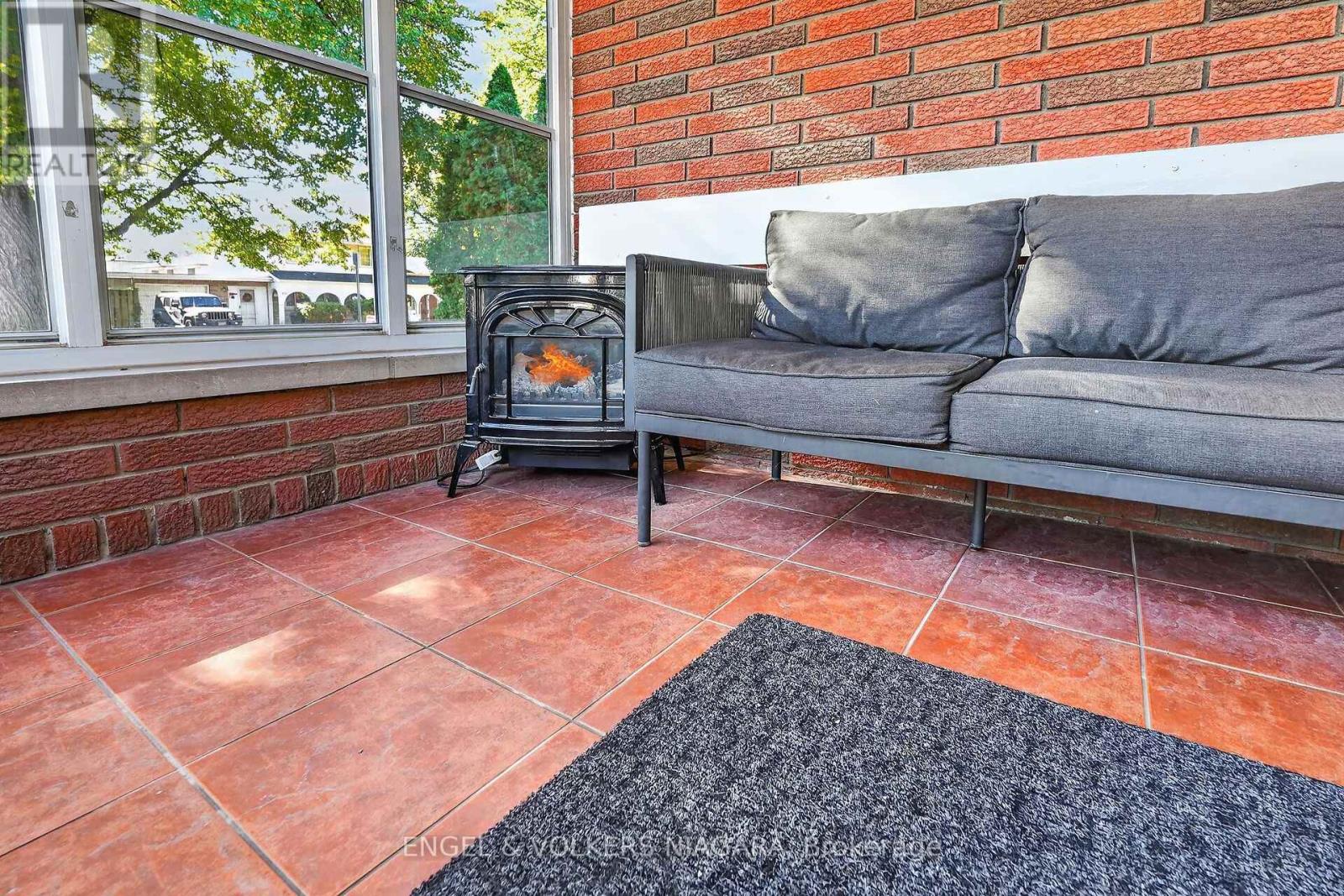 6773 CRAWFORD STREET, Niagara Falls (Morrison) — photo 3