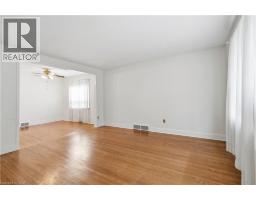 Kitchen - 7112 Dunn Street, Niagara Falls, ON L2G2R8 Photo 8