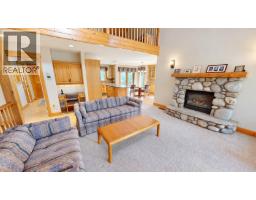 Primary Bedroom - 1630 Johnston Road Unit# 3, Invermere, BC V0A1K0 Photo 8