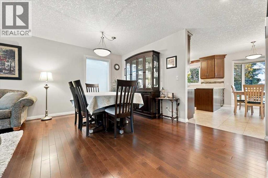 144 Bernard Way NW photo 9