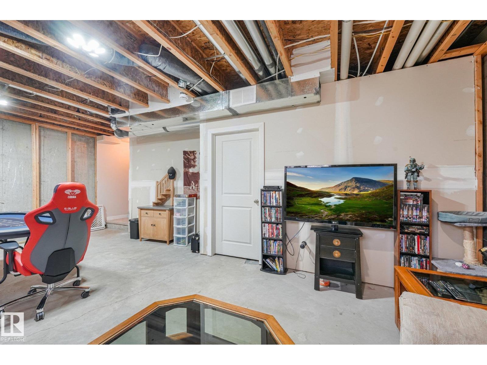 #8 16537 130A ST NW, photo 52 of 55