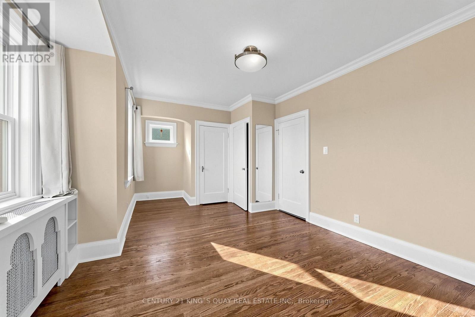 32 Crestview Road, Toronto, ON photo 17