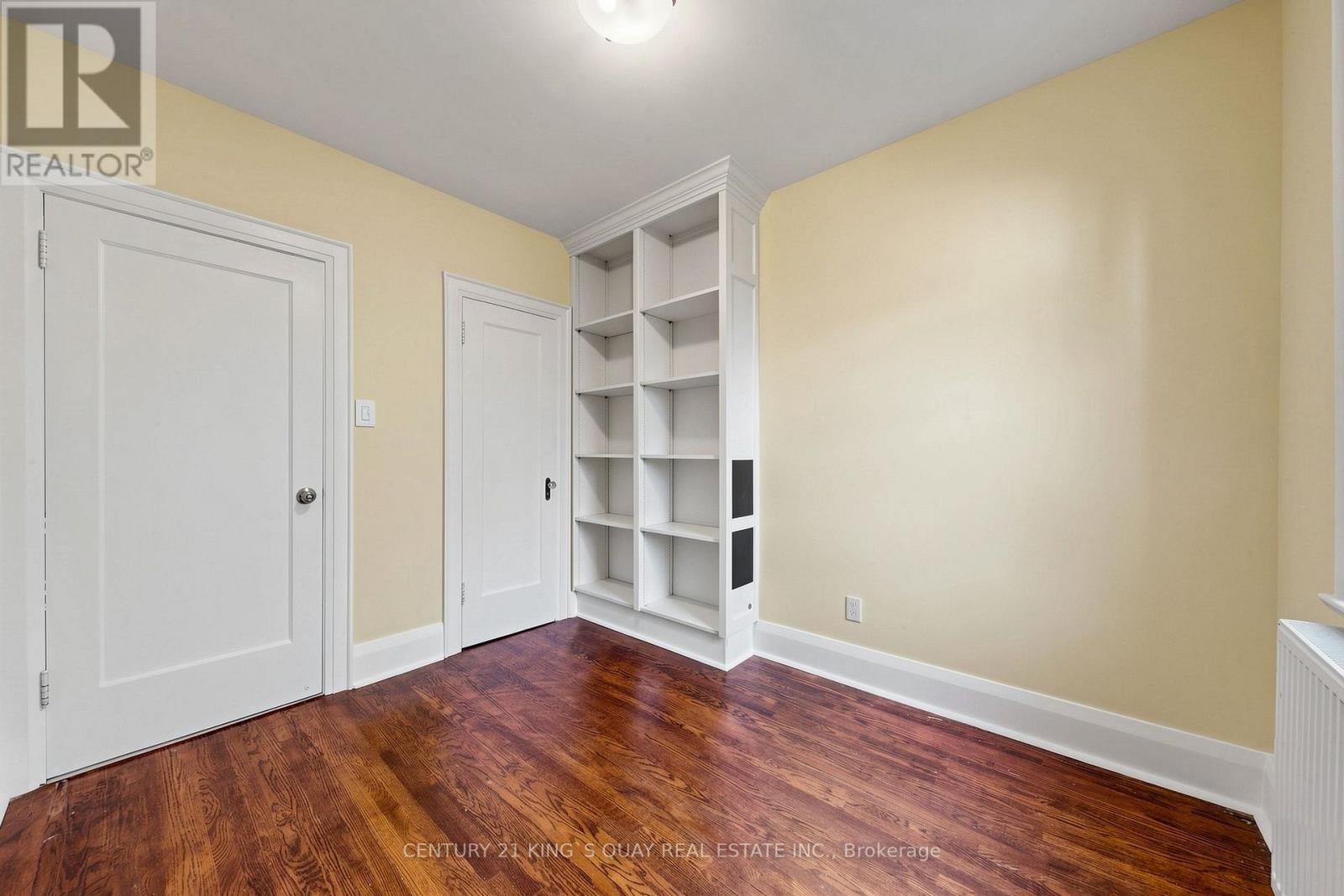 32 Crestview Road, Toronto, ON photo 23