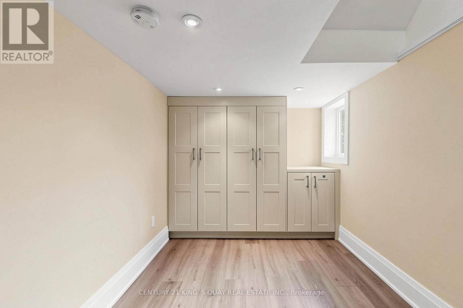 32 Crestview Road, Toronto, ON photo 27