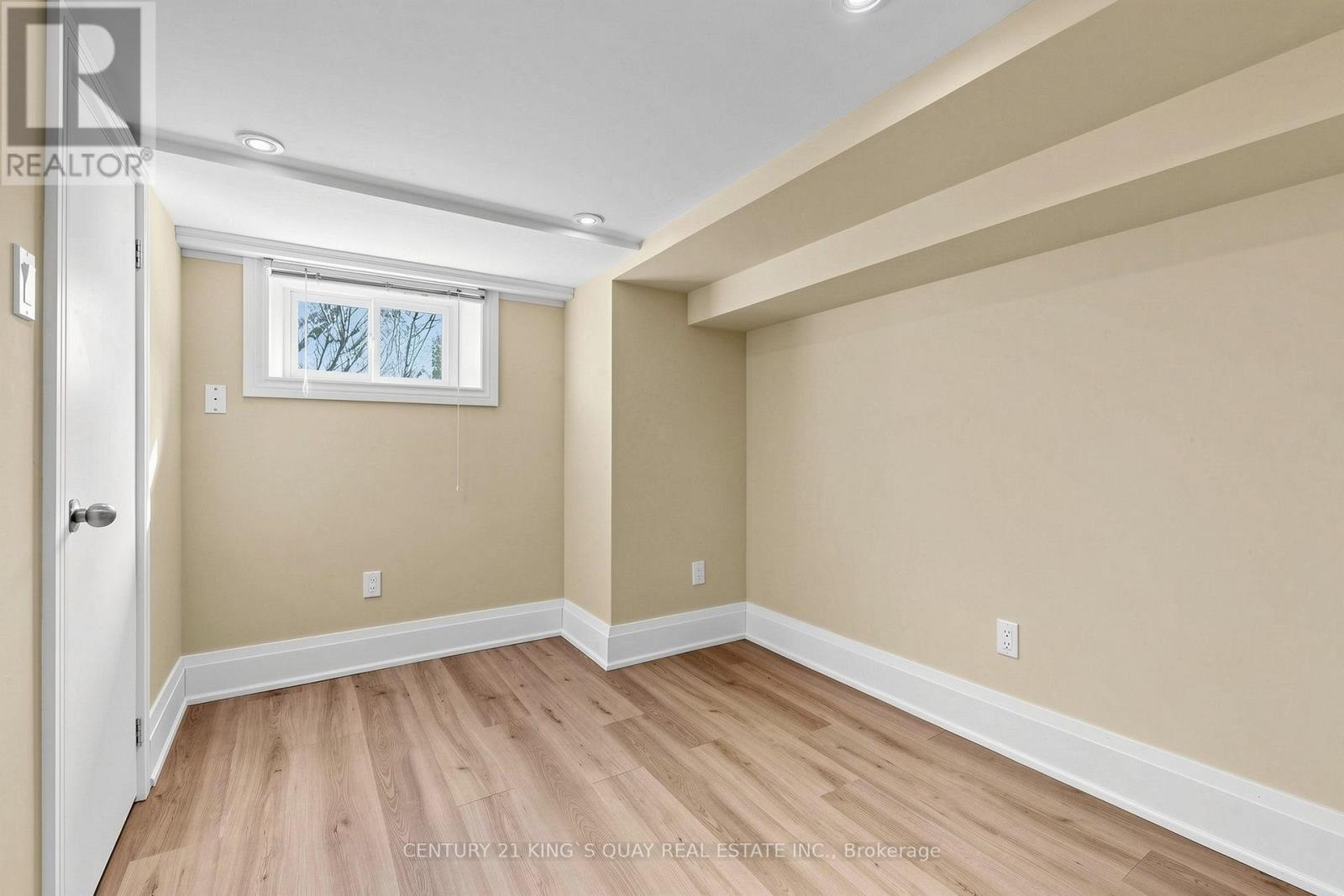 32 Crestview Road, Toronto, ON photo 33