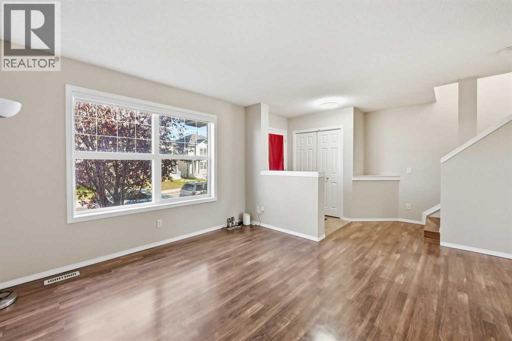 33 Saddlebrook Common NE photo 4