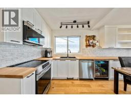 3pc Bathroom - 4055 Dovercroft Road Se, Calgary, AB T2B1Z6 Photo 11