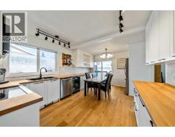 4055 Dovercroft Road Se, Calgary, AB T2B1Z6 Photo 12