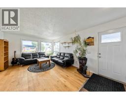 Bedroom - 4055 Dovercroft Road Se, Calgary, AB T2B1Z6 Photo 6