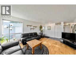 Family room - 4055 Dovercroft Road Se, Calgary, AB T2B1Z6 Photo 7
