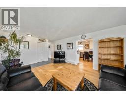 Bedroom - 4055 Dovercroft Road Se, Calgary, AB T2B1Z6 Photo 8