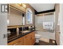 220 East Lakeview Place, Chestermere, AB T1X0A2 Photo 34